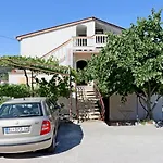 Apartmán With Parking Space - Donja - Rab - 4966