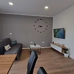 Apartmán With Parking Space - Donja - Rab - 4966