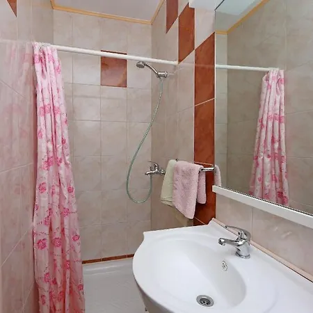 Apartment With A Parking Space - Donja, Rab - 4966