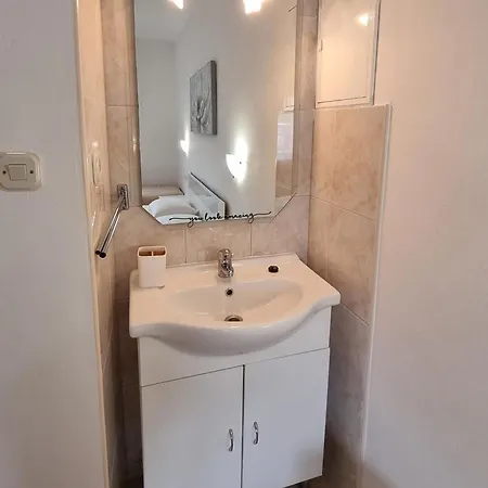 Apartamento With Parking Space - Donja - Rab - 4966